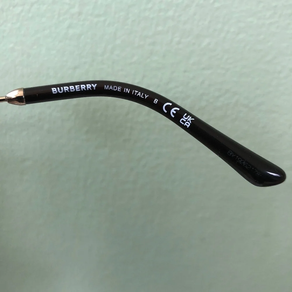 Burberry Authentic Tortoise Eyewear - Size Regular W/ COA